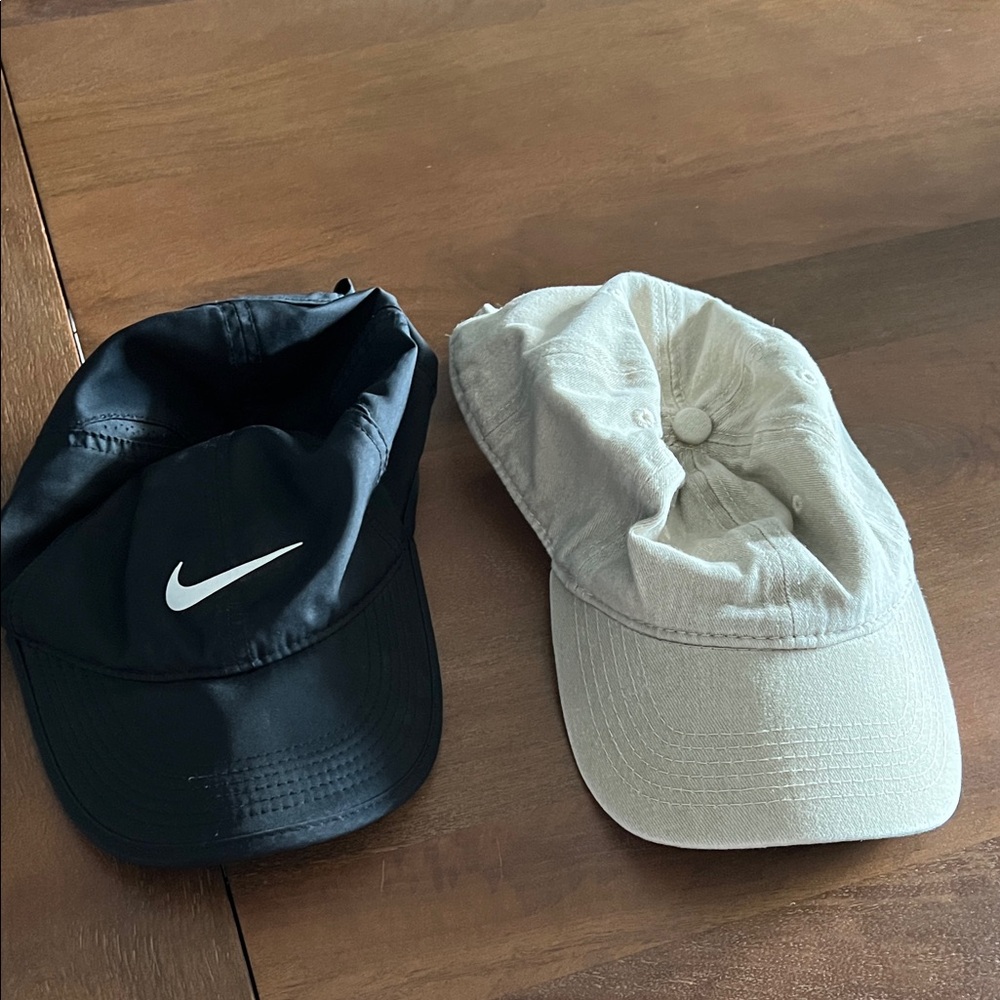 Nike Black and Cream Caps Set